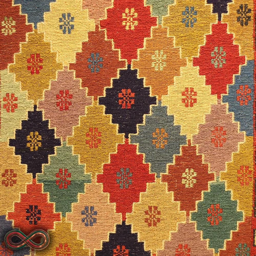 گلیم ورنی دستباف نیم متری کد 104 — تصویر 2