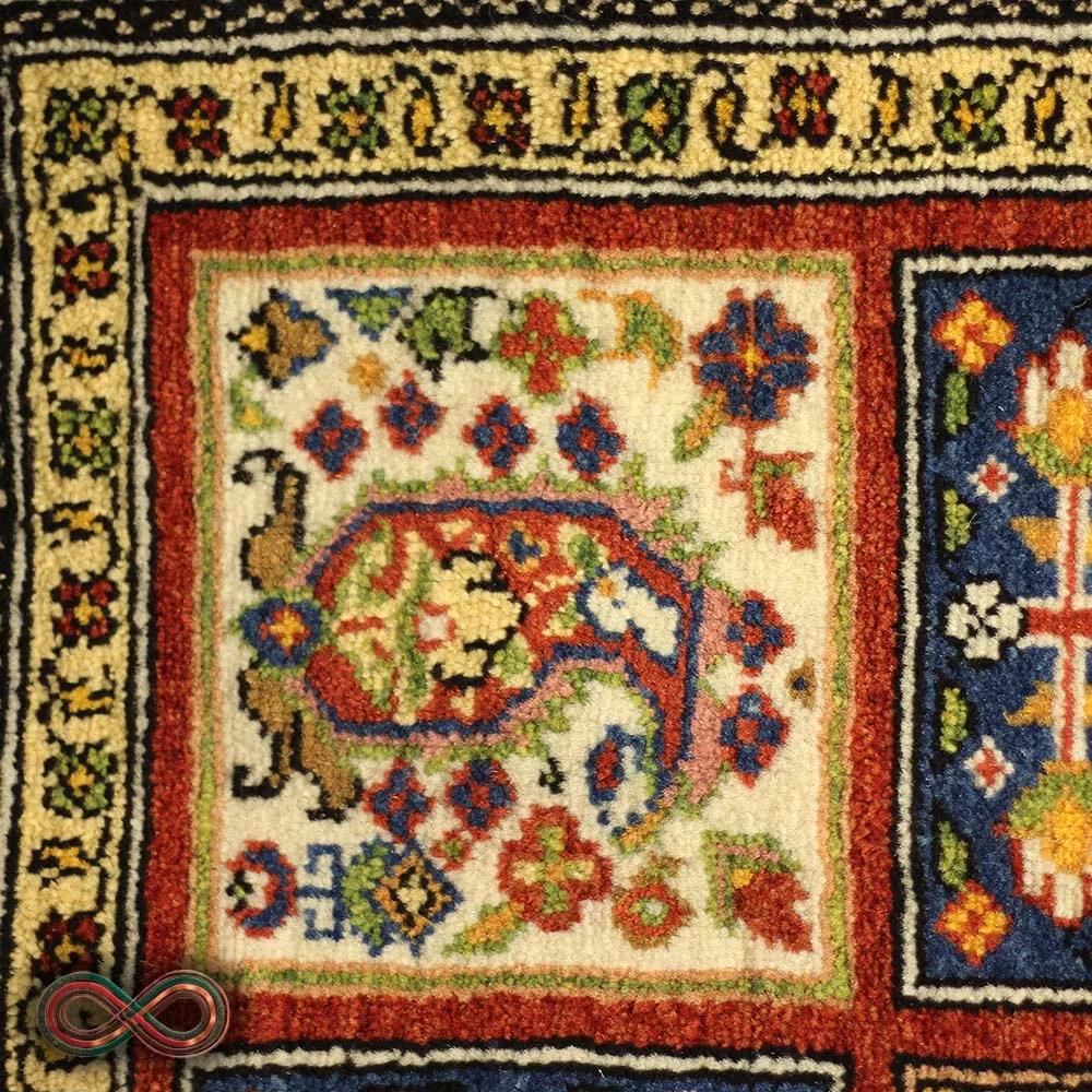 قالیچه دستبافت سه متری طرح خشتی کد 92 — تصویر 4