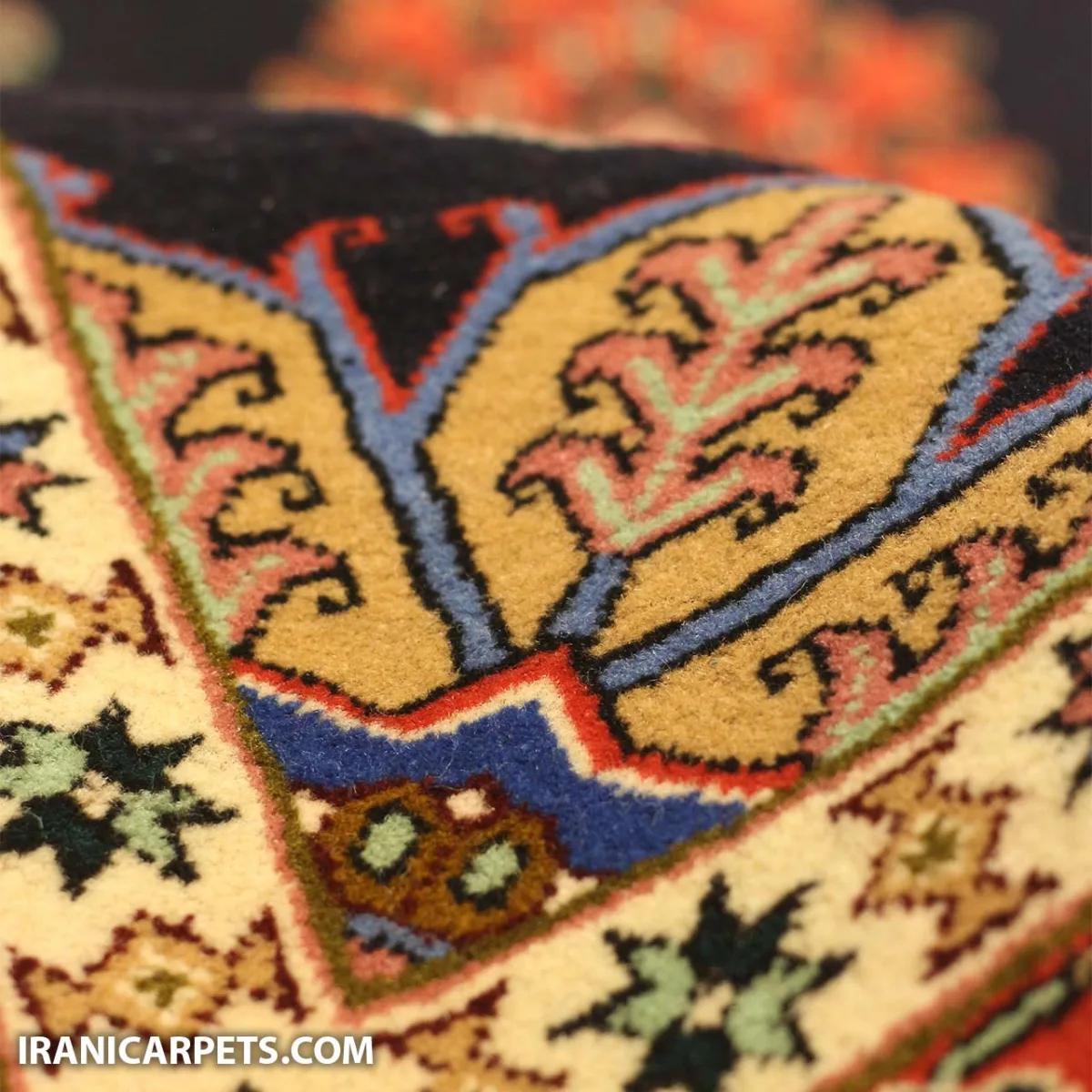 فرش دستبافت یک و نیم متری هریس (جفت دارد) کد 62 — تصویر 4