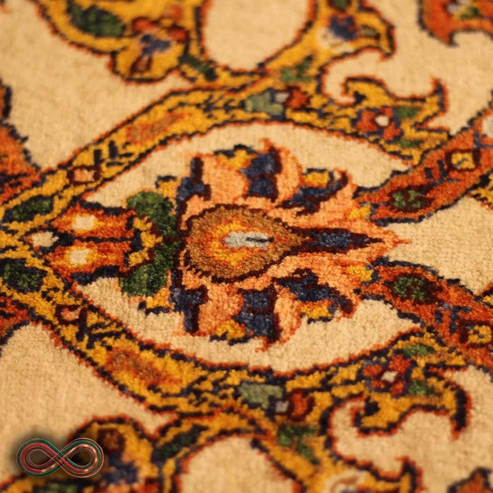 قالیچه دستبافت سه متری طرح اسلیمی ماری کد 94 — تصویر 4