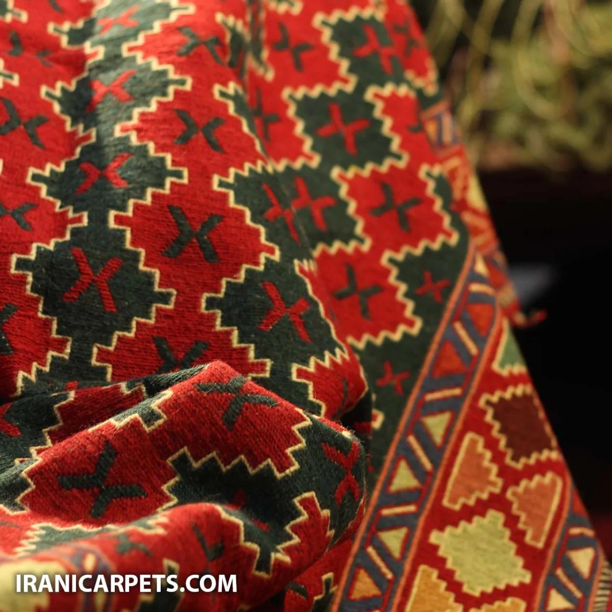 گلیم ورنی دستباف دو و نیم متری کد 70 — تصویر 4